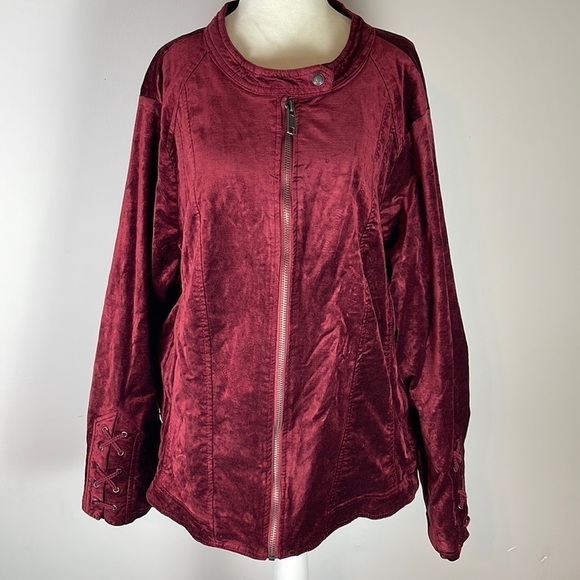 Torrid Lattice Velvet Jacket Plus Size 4X - Picture 1 of 8